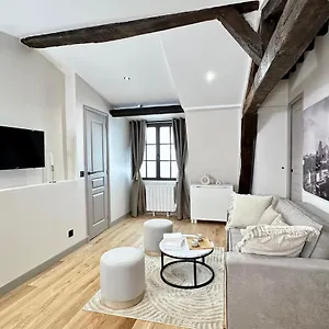 https://b-marais-luxury-apartment.fr-paris.fr